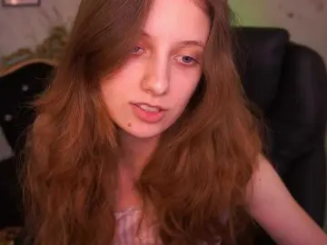 Bongacams Nude Webcam of CuteeFoxy