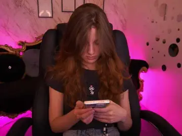 Bongacams Live Sex Cam of CuteeFoxy