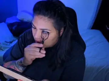 Bongacams Live Sex Cam of Miacanelaxo