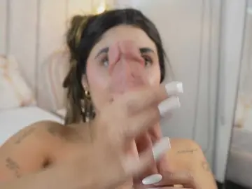 Bongacams Free Porn Cam of Annyy-Rosse