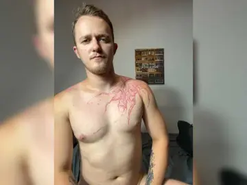 Bongacams Watch Live Sex Cams of AlexAndPole