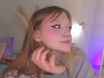 Bongacams Live Sex of CrazyWine