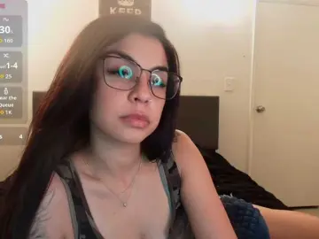 Bongacams Watch Live Sex Cams of EmeryKinleys