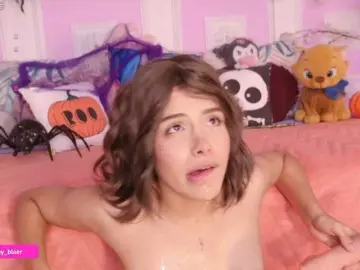 Bongacams Free Porn Cam of Sammyblaer