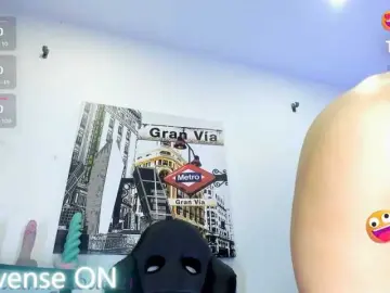 Bongacams Watch Live Sex Cams of crystal-burbano