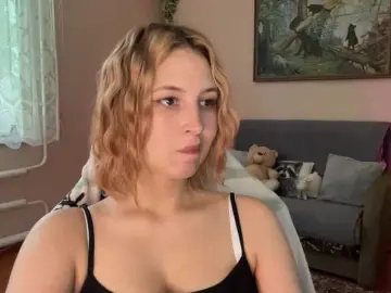 Bongacams Best Webcam of DewJenny