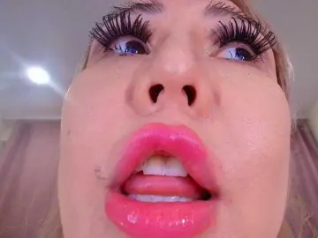 Bongacams Sex Cam of Juliannae