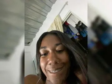 Bongacams Nude Webcam of ReginaCorleone