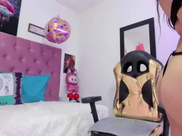 Bongacams Watch Live Sex Cams of Lux-wish