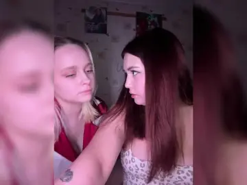 Bongacams Watch Live Sex Cams of BellaAndAlice