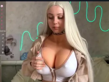 Bongacams Adult Webcam of KimikoChandronnait
