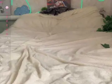 Bongacams Live Sex Cam of KimikoChandronnait