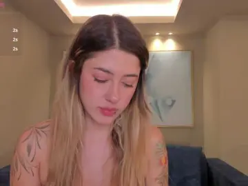 Bongacams Watch Live Sex Cams of EveBenson