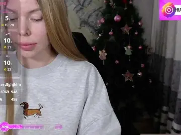 Bongacams Live Sex Cam of Foxymoxy19