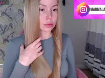 Bongacams Free Live Porn of Foxymoxy19