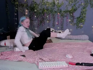 Bongacams Best live sex cam show of LillieBerry