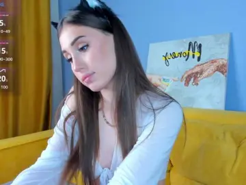 Bongacams Free Porn Cam of Emily-Lews