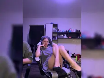 Bongacams Free Porn Cam of LoveStream69