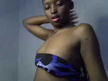 Bongacams Sex Cam of ExoticKiara1