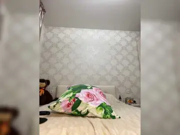 Bongacams Free Porn Cam of YourBarbiee