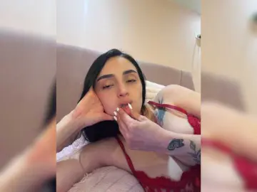 Bongacams Watch Live Sex Cams of AprilRosse