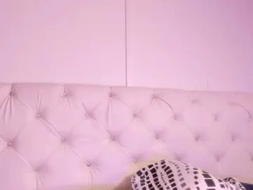 Bongacams Watch Live Sex Cams of Zoe-Evaanss