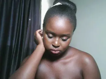 Bongacams Free Porn Cam of Spiceynelly