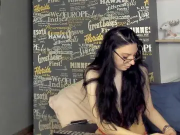Bongacams Live Porn of RavenBliss