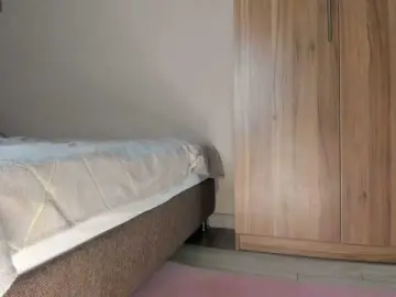 Bongacams Nude Webcam of SkyeDavis