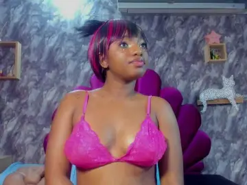 Bongacams Free Live Porn of EMMAPARIS