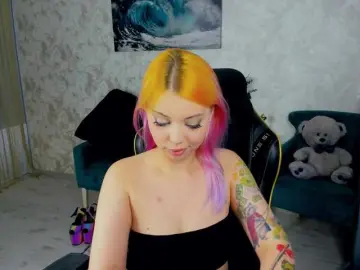 Bongacams Sex Cam of FunnyVibe
