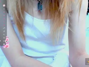 Bongacams Best live sex cam show of Beellami