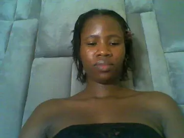 Bongacams Free Live Porn of Cuteebony16