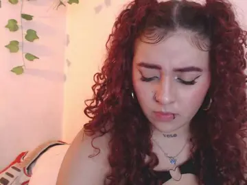 Bongacams Free Porn Cam of alaiasweet