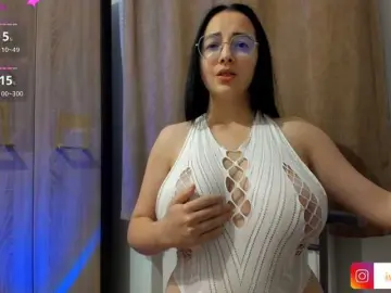 Bongacams Adult Video Chat of Ivyclouds7