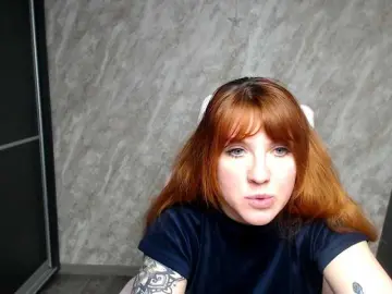 Bongacams Live Sex Cam of Regimasmile