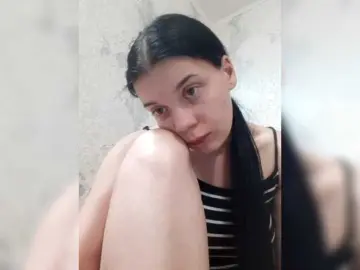 Bongacams Sex Cam of ShellBixAngeLL