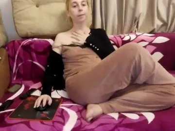 Bongacams Watch Live Sex Cams of alissonone