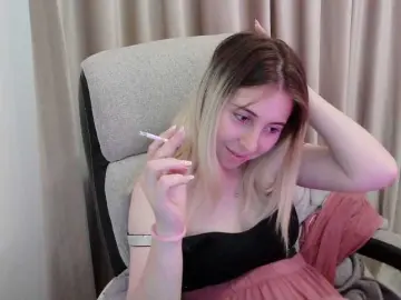 Bongacams Nude Webcam of alissonone