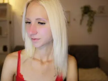 Bongacams Free Live Porn of piperperri18
