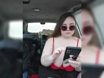 Bongacams Sex Chat of Red-rooms