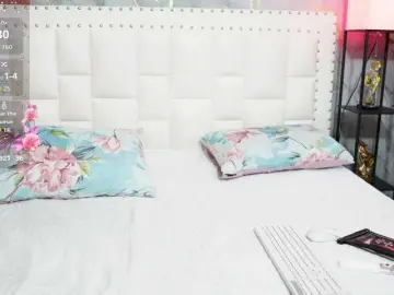 Bongacams Live Porn of horny18girl