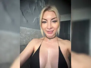 Bongacams Sex Chat of Angellbox18