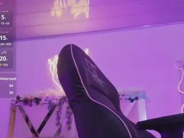 Bongacams Sex Cam of ZURY-TAY