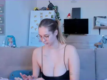 Bongacams Free Live Porn of Girlalonehome