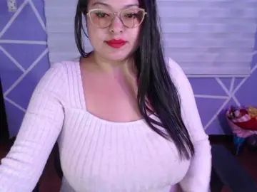 Bongacams Free Porn Cam of MiaaJoness