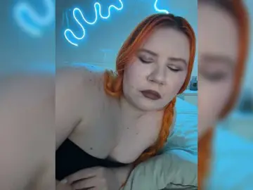 Bongacams Live Sex Cam of LunaLu13