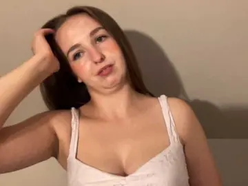 Bongacams Free Porn Cam of CharlotteNatural