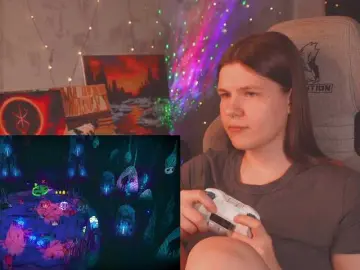 Bongacams Live Sex Cam of cutesoneckaaa