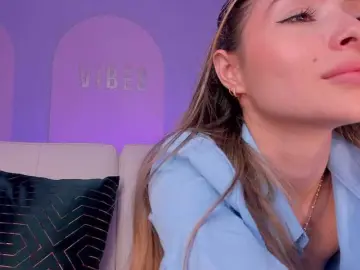 Bongacams Watch Live Sex Cams of StacyWoods